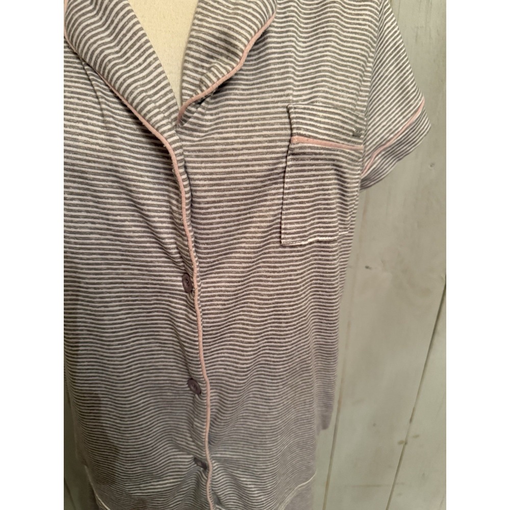 TAHARI Super soft & Cozy 2 PC Pajama Set In Grey & White Pink Trim Size M - Picture 5 of 11